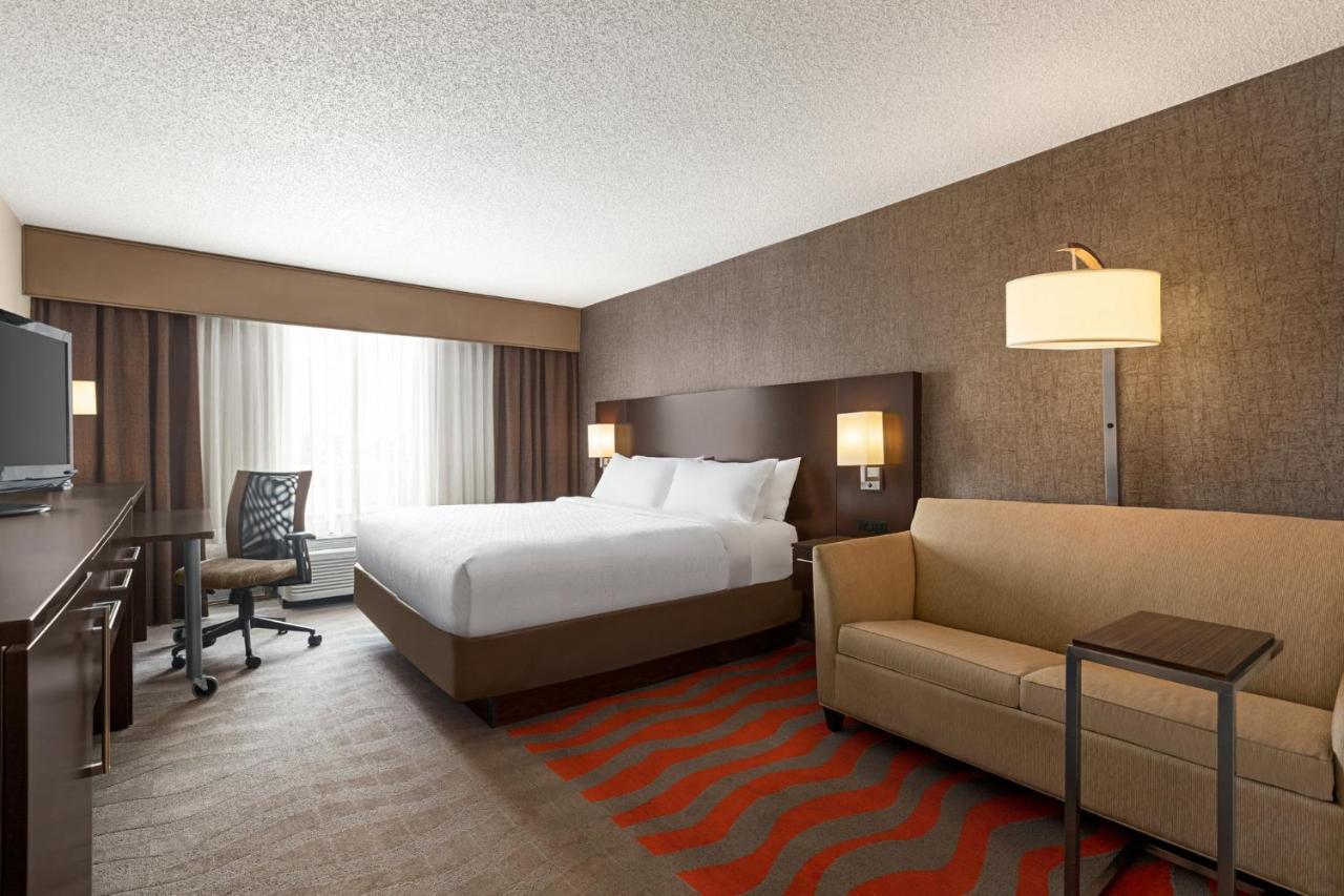 Holiday Inn Boston - Cambridge Area By Ihg Somerville Exterior photo