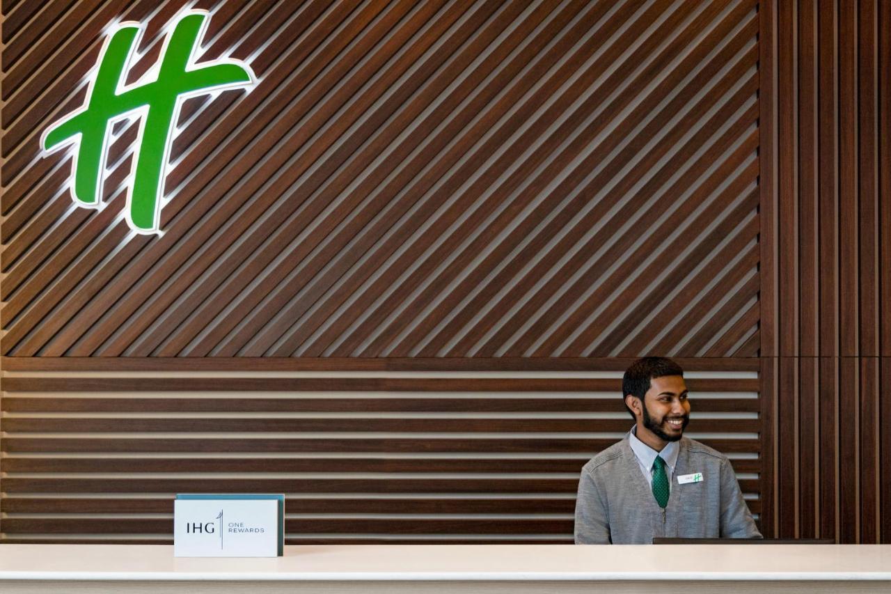 Holiday Inn Boston - Cambridge Area By Ihg Somerville Exterior photo