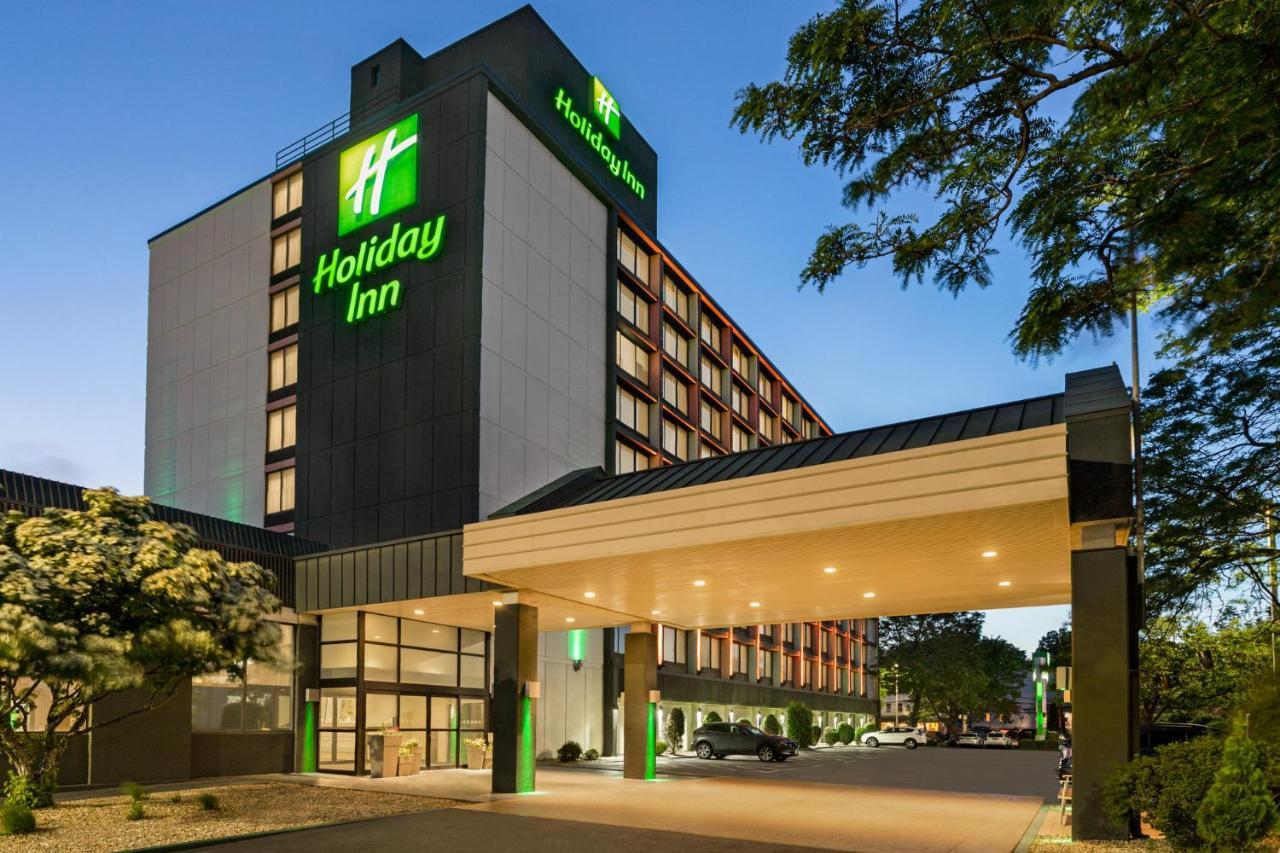Holiday Inn Boston - Cambridge Area By Ihg Somerville Exterior photo