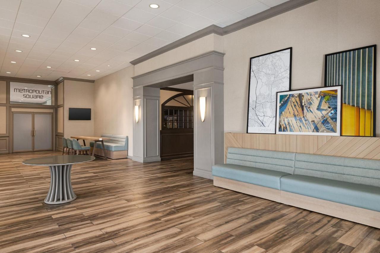 Holiday Inn Boston - Cambridge Area By Ihg Somerville Exterior photo