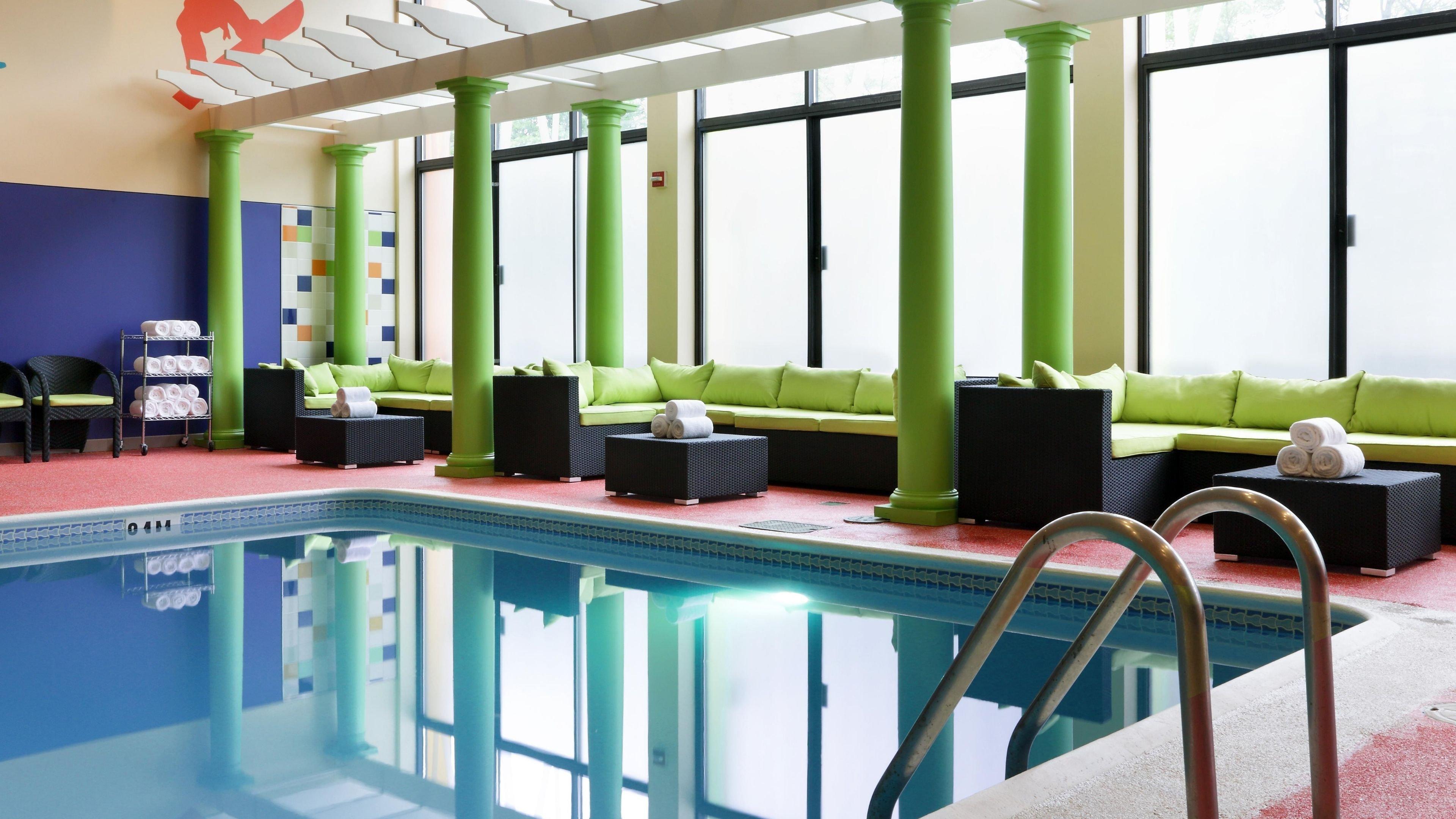 Holiday Inn Boston - Cambridge Area By Ihg Somerville Exterior photo