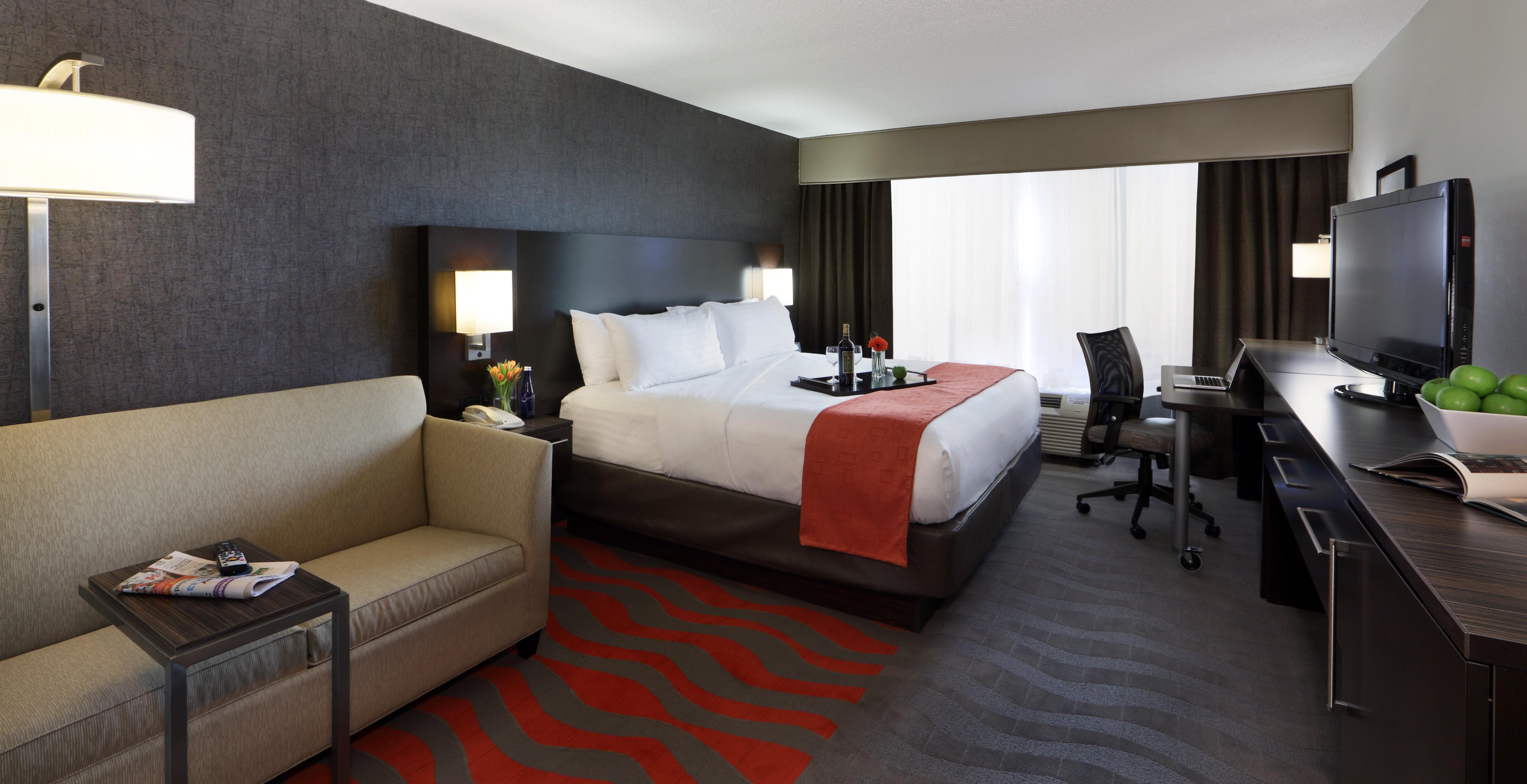 Holiday Inn Boston - Cambridge Area By Ihg Somerville Exterior photo