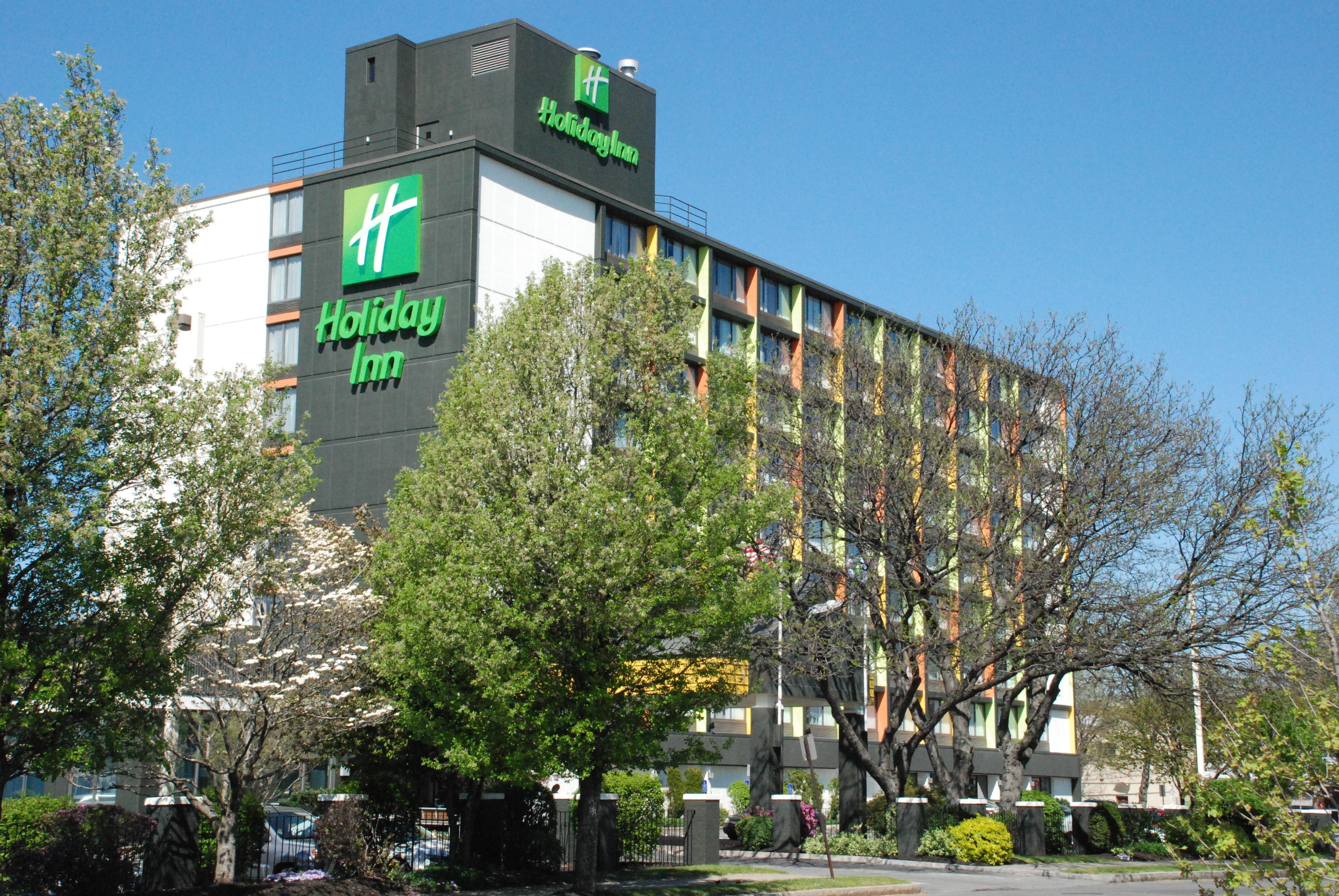 Holiday Inn Boston - Cambridge Area By Ihg Somerville Exterior photo