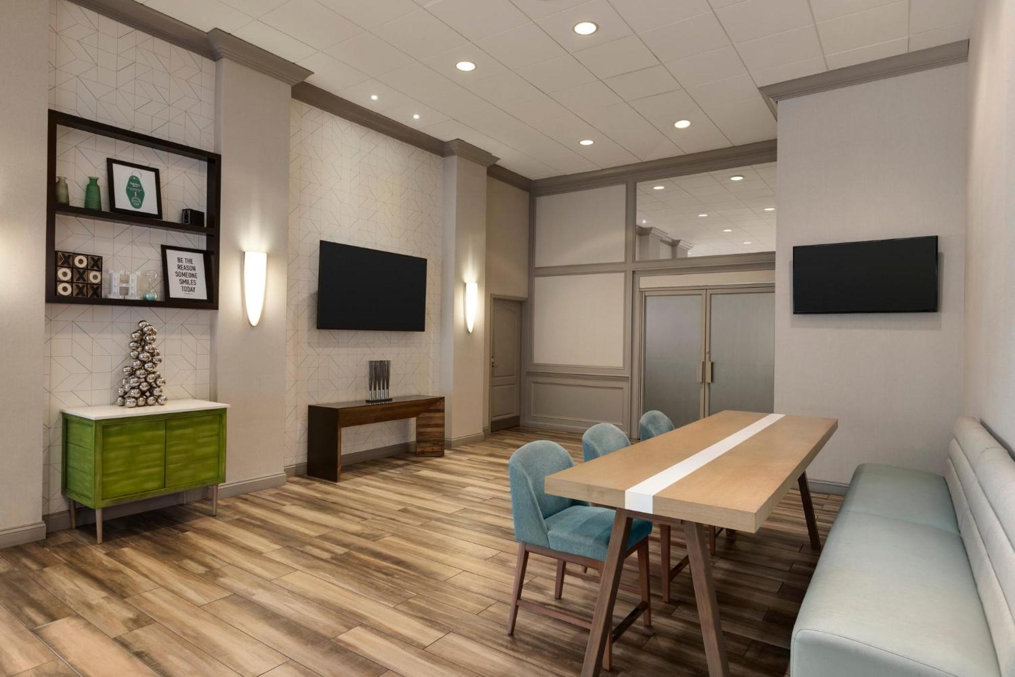Holiday Inn Boston - Cambridge Area By Ihg Somerville Exterior photo